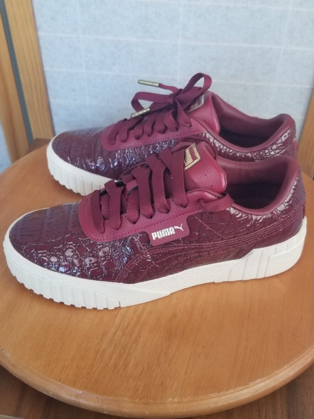 Puma Sneakers Cali Croc Leather Pomegranate Red Chunky Platform Sole Size 8.5